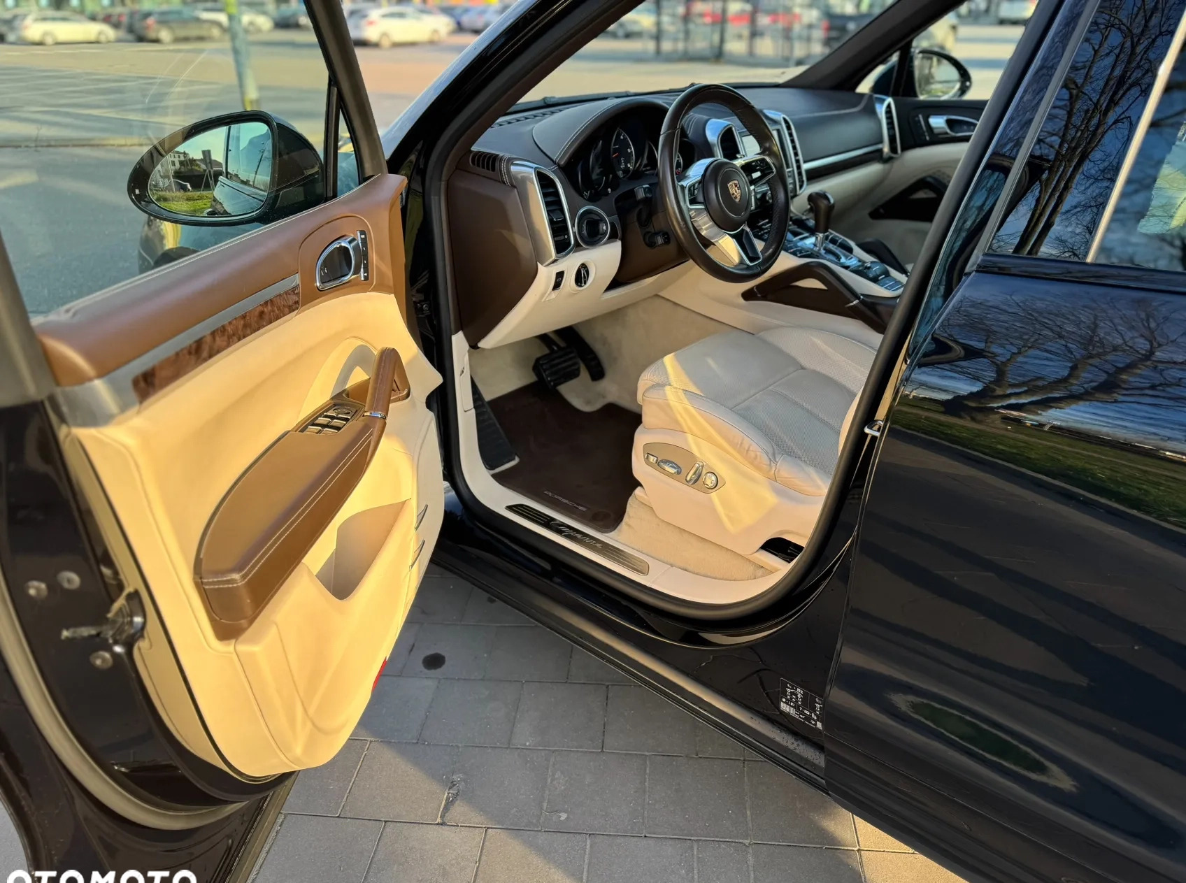 Porsche Cayenne cena 144999 przebieg: 207699, rok produkcji 2015 z Warszawa małe 497